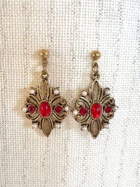 Vintage Fleur De Lis Ruby Cabochon Tudor Style Dangle Earrings